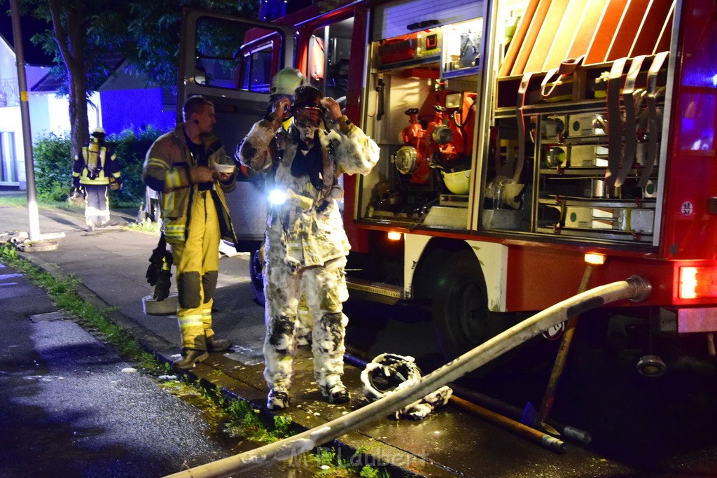 Grossfeuer Einfamilienhaus Siegburg Muehlengrabenstr P0409.JPG - Miklos Laubert